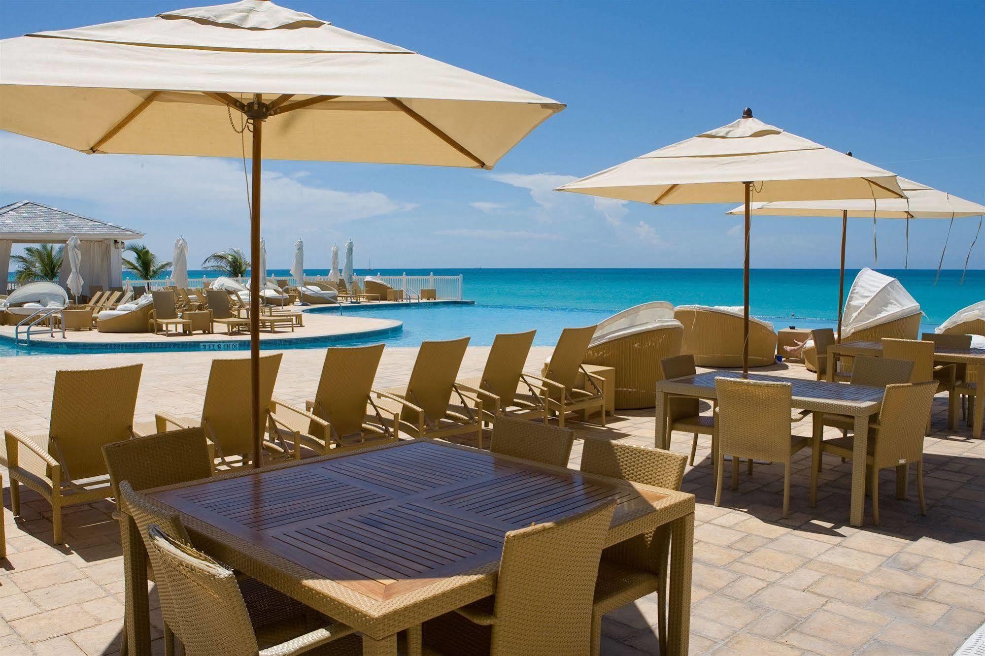 Resorts World Bimini Bayley Town المطعم الصورة